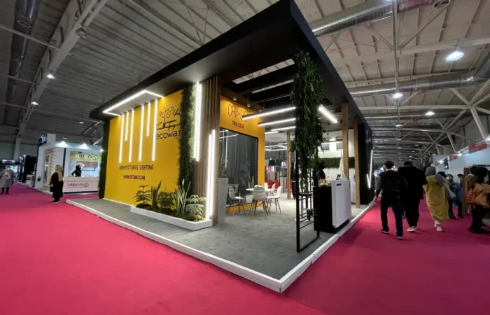 ساخت غرفه نمایشگاهی به صورت جزیره و چهارطرف باز برای شرکت اکووات